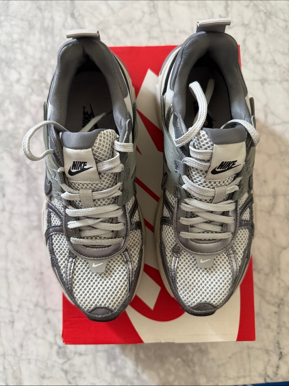 Nike V2K run platinum cool grey Mesh Running Sneakers Womens 7
